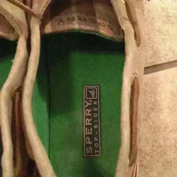 Sperrys top-sider. Size 6.5. - Picture 4 of 6